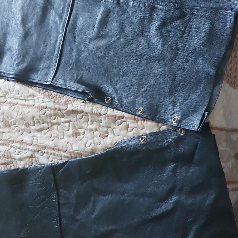 CHAPS HOT LEATHERS SZ M - Picture 7 of 17